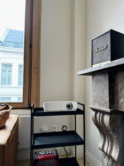 Gezellig Gerenoveerd Herenhuis In Het Centrum Apartamento Antuérpia